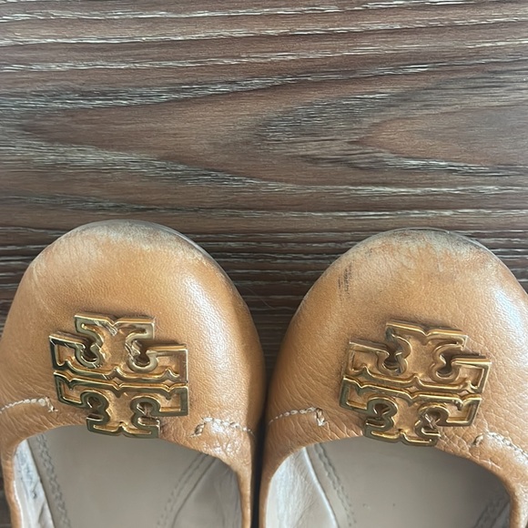 Tory Burch ballet flats tan leather Sz 6.5 - Picture 2 of 3